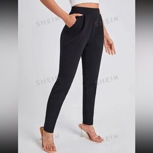 Black Skinny Leg Pants Elastic Band Waist 🖤